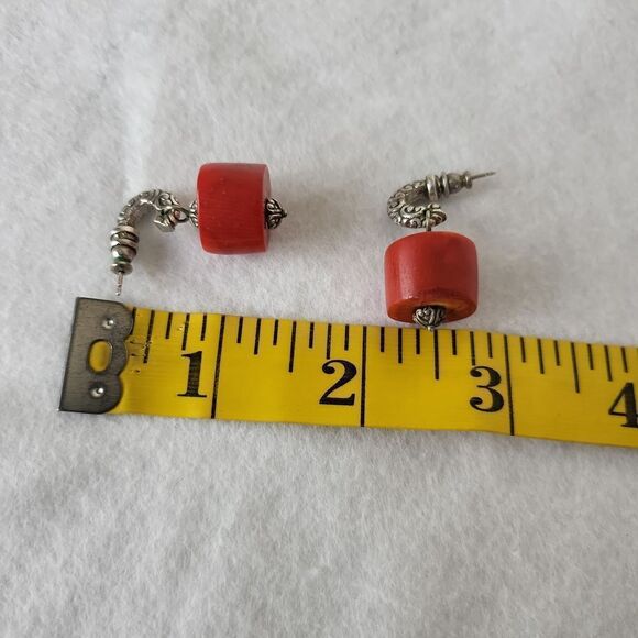 𝅺VINTAGE Art Deco Silver Scrolled Half Hoop & Red Bead Earrings - Picture 4 of 4